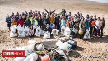 Coronavirus: Pandemic 'causing new wave' of plastic pollution