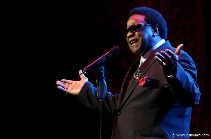Al Green Wants to Know the Mastermind Behind Walgreens Prank
