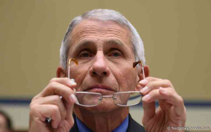 Fauci tells colleges: Don't send students home during campus outbreaks