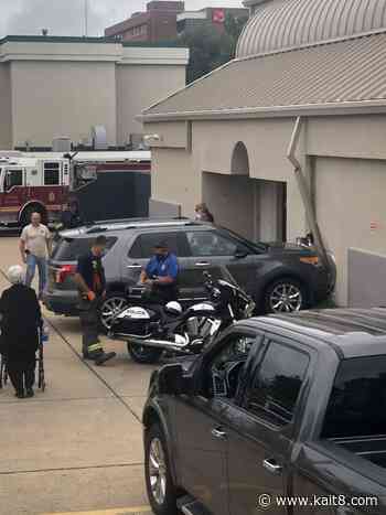 Three injured after car crashes into medical office - KAIT