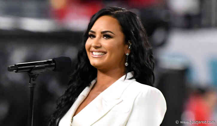 Demi Lovato's Debuts a New Tattoo on Her Neck!