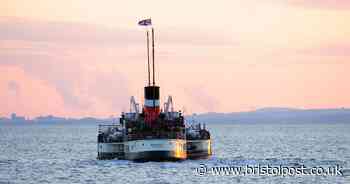 Dozens injured after paddlesteamer The Waverley crashes into pier