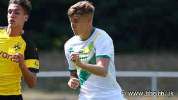 Tom Scully: Accrington Stanley sign midfielder following release by Norwich City