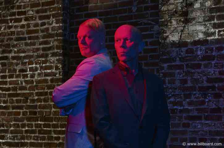 Erasure Returns to Top 10 on Top Dance/Electronic Albums Chart With ‘The Neon’