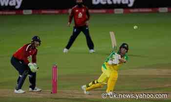 England win T20 thriller after Australia throw away golden chance