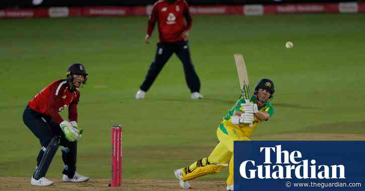 England win T20 thriller after Australia throw away golden chance