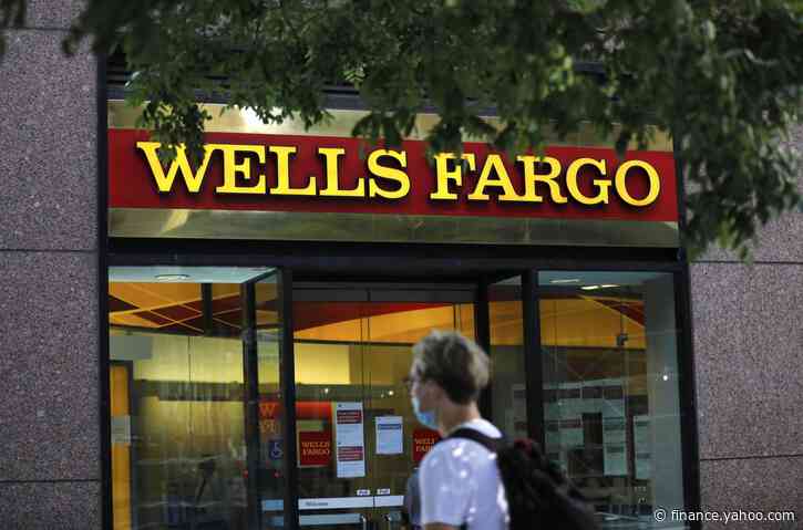 Berkshire Hathaway Slashes Stake in Troubled Lender Wells Fargo