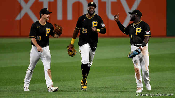 Pirates Get To Bauer, Earn Doubleheader Split With Reds