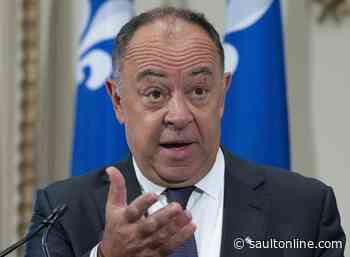 Quebec government reveals nearly 50 educational institutions struck by COVID-19