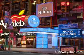 In sign of COVID-19's impact on New York tourism, Hilton to close Times Square hotel