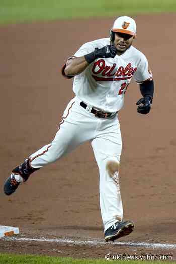 Orioles OF Santander likely out for year with oblique strain