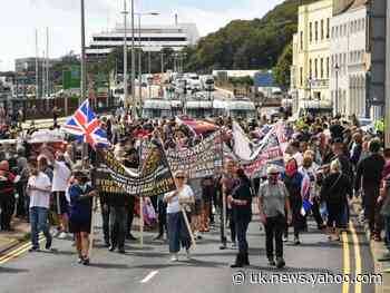 Police clash with far-right protesters as Dover becomes flashpoint of immigration debate