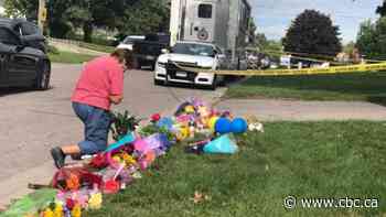 Makeshift memorial grows outside Oshawa, Ont., home where 5 killed in apparent murder-suicide