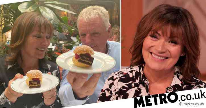 Lorraine Kelly celebrates 28th anniversary with stunning throwback to wedding day