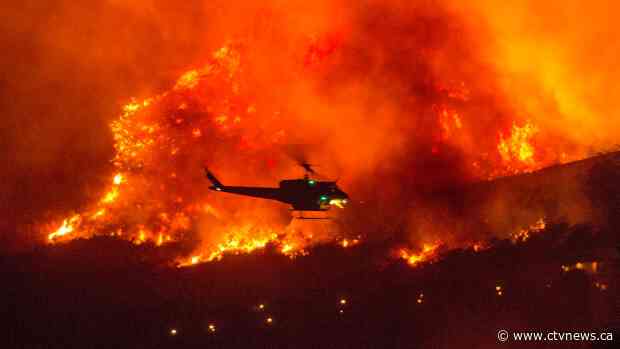 More than 200 airlifted to safety from California wildfire