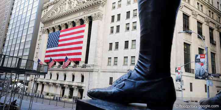 A Wall Street chief strategist details 8 ways today's economy mirrors the 1980s recession recovery — and how it can lift stocks even higher