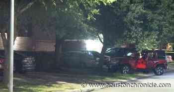 Woman fatally shot in front of SW Houston home during apparent argument - Houston Chronicle