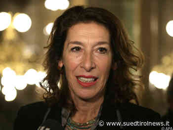 Adele Neuhauser: “Geht mir nicht gut mit der Situation” - Suedtirol News
