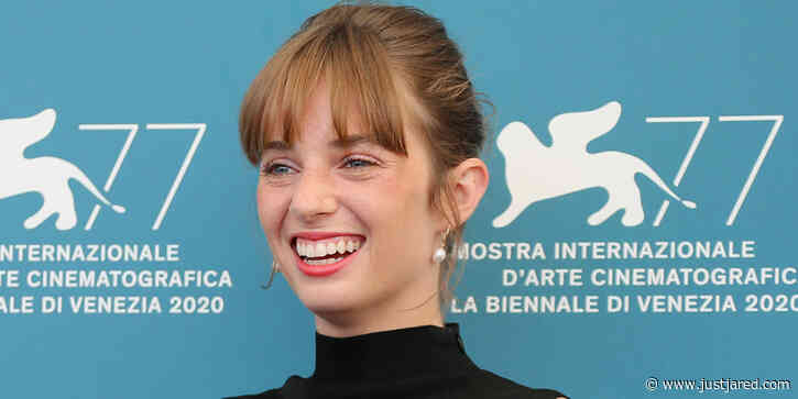 Maya Hawke Calls Having Dyslexia a 'Great Blessing' in Her Life