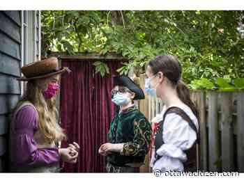 Backyard thespians perform after City of Ottawa orders them to drop the curtain