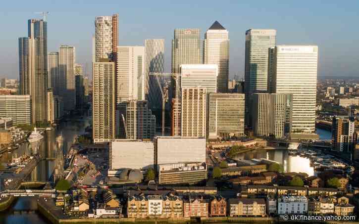 JP Morgan brings more London bankers back to the office