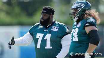 Eagles' Peters opts to move back to left tackle