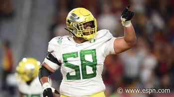 Oregon's Sewell, ESPN's No. 2 in draft, opts out