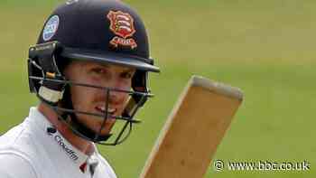 Bob Willis Trophy: Essex on course to beat Middlesex and make final