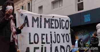 Médicos de la provincia de Buenos Aires denuncian la "pamización" del IOMA - Clarín