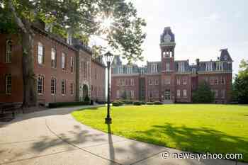 West Virginia University suspending in-person undergrad classes amid COVID-19 spike