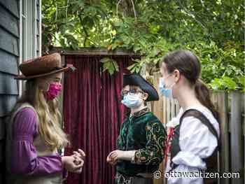 Backyard thespians perform after City of Ottawa orders them to drop the curtain - Ottawa Citizen