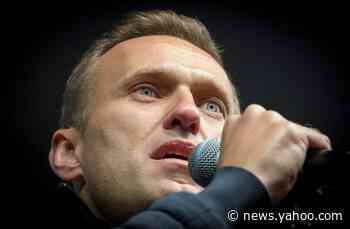 Navalny out of artificial coma after 'Novichok poisoning'