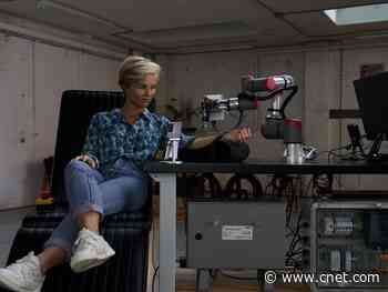 T-Mobile used a 5G-connected robot to give someone a tattoo     - CNET