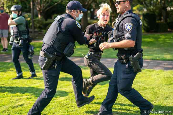 2 far-right group members arrested after allegedly attacking BLM protesters