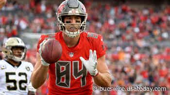 Wait, Cameron Brate was in Kenny Chesney's 'The Boys of Fall' music video? - Bucs Wire