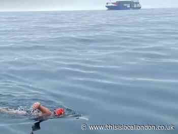 Twickenham NHS nurse swims English Channel solo