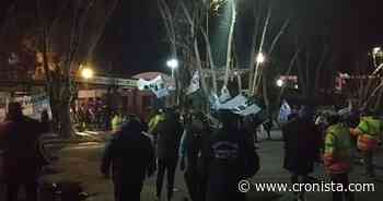 Protesta de estibadores paraliza el puerto de Buenos Aires - El Cronista Comercial