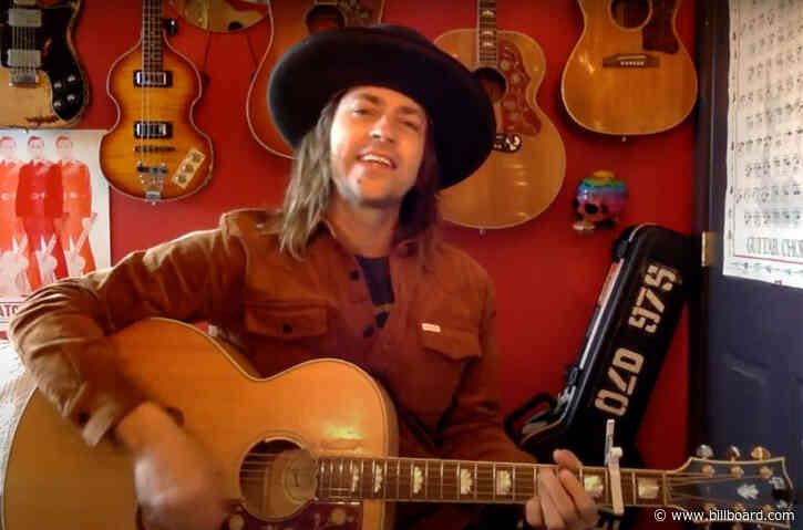 Watch Rhett Miller’s Touching At-Home Cover of ‘Somewhere Over the Rainbow’