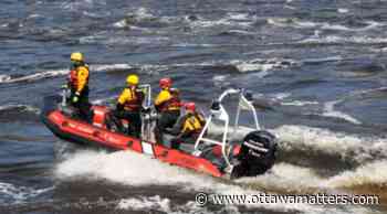 Busy Labour Day for rescue crews on Ottawa River - OttawaMatters.com