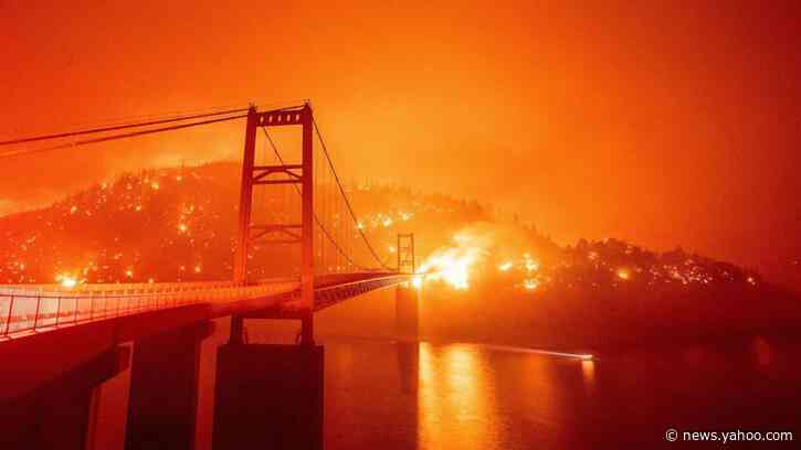 Wildfires turn Northern California skies orange, Oregon governor issues emergency declaration