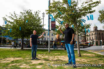 Covid-19: Residents Rainbows go on display across Greenwich