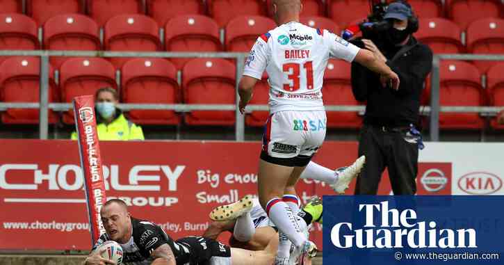 Hull FC hang on for victory against Wakefield but play-offs look out of reach