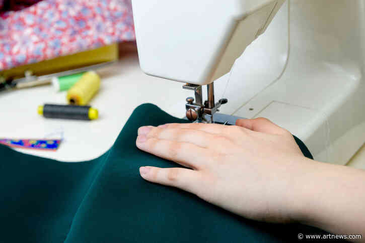Get a Grip On Stitching With the Best Beginner Sewing Machines