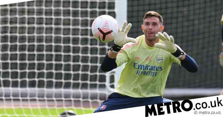 Nigel Winterburn warns Arsenal they should only sell Emiliano Martinez on one condition