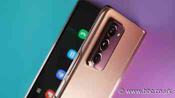 Samsung gives its folding smartphone another shot