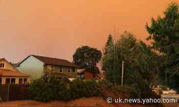 Wildfires kill eight and displace thousands in Oregon, California and Washington