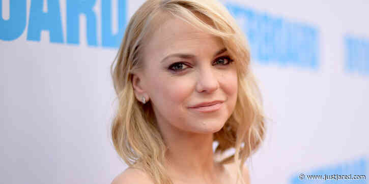 Anna Faris Leaving 'Mom' Was 'a Surprise' According to Show Source: 'This Is Not a Good Thing' (Report)