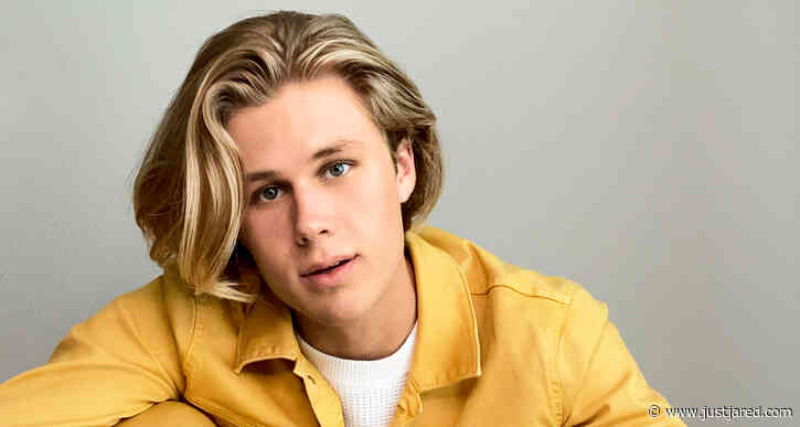 Meet 'Julie & The Phantoms' Star Owen Patrick Joyner with 10 Fun Facts!