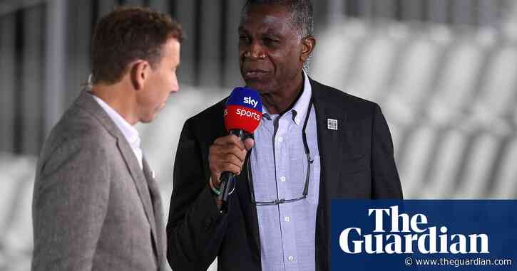 Michael Holding condemns England and Australia for not taking a knee