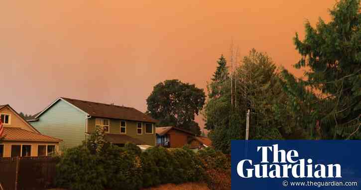 Oregon fires force 500,000 to evacuate as blazes across American west kill 15